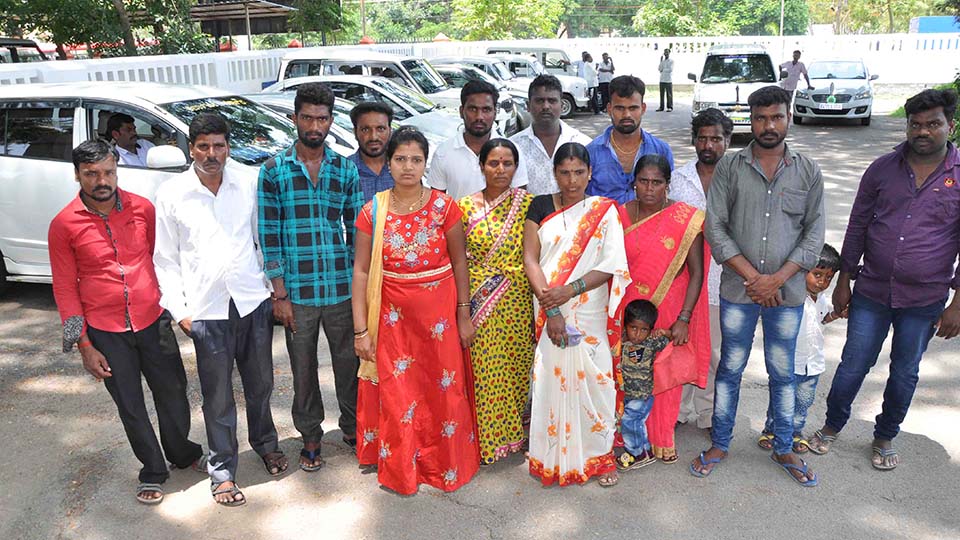 ಅಕ್ರಮ ಮದ್ಯ ಮಾರಾಟ: ದೊಡ್ಡಗದ್ದವಳ್ಳಿ ಗ್ರಾಮಸ್ಥರ ಪ್ರತಿಭಟನೆ