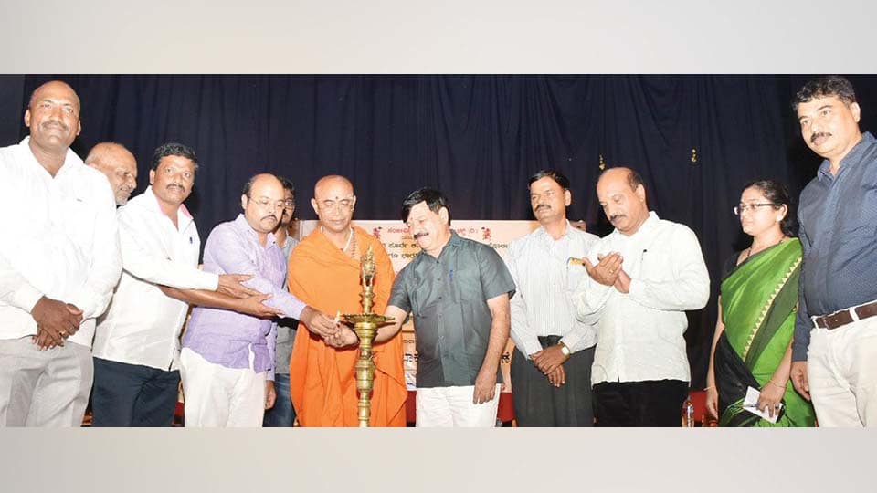 ಶಾಲಾ-ಕಾಲೇಜು ಹಂತದಲ್ಲೇ ದುಶ್ಚಟಗಳಿಗೆ ಬಲಿಯಾಗುತ್ತಿರುವ ಯುವ ಸಮೂಹ