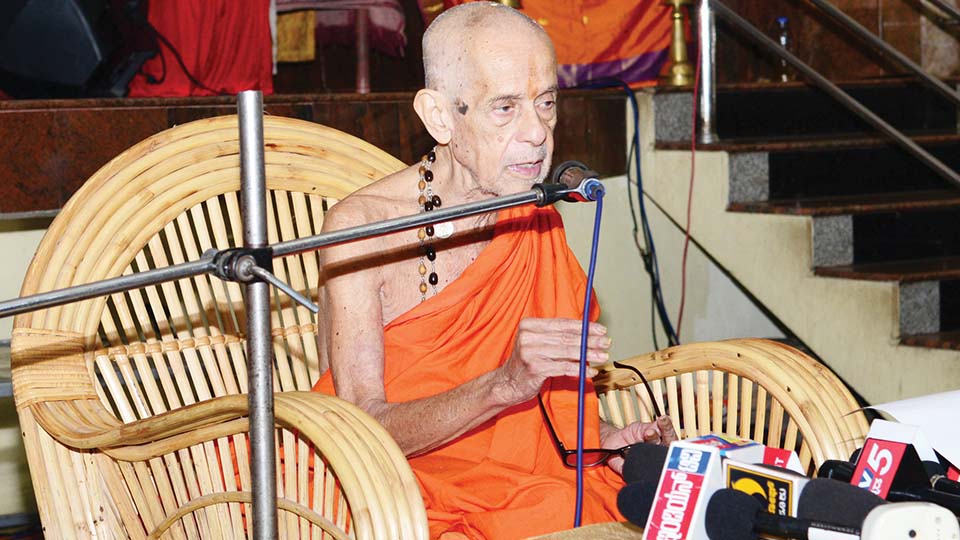 ವೀರಶೈವ-ಲಿಂಗಾಯತ ಎರಡೂ ಒಂದೇ ಎಂಬ ಹೇಳಿಕೆಗೆ ನಾನು ಈಗಲೂ ಬದ್ಧ