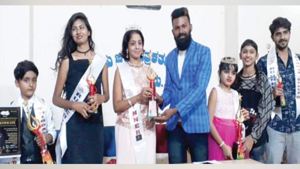 ರಾಷ್ಟ್ರ ಮಟ್ಟದ ಸ್ಪರ್ಧೆಯಲ್ಲಿ ರೂಪದರ್ಶಿಗಳ ಆಯ್ಕೆ