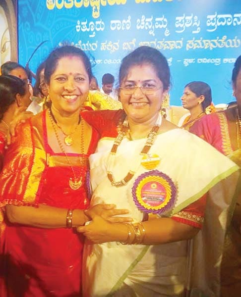 Kittur Rani Chennamma Award presented to Ranga Sadakhi Anita Cariappa-1