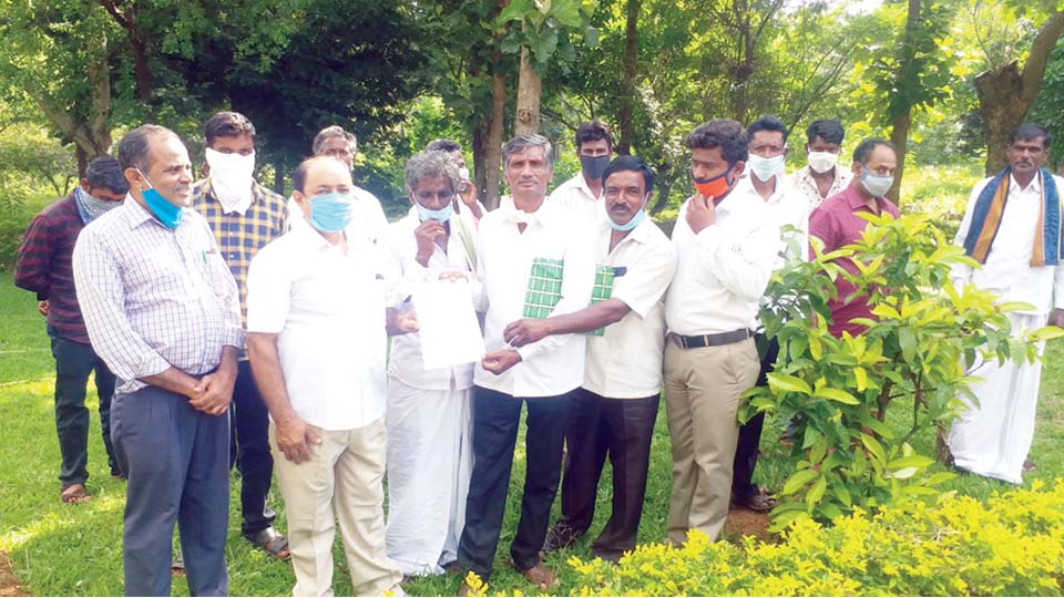 ಕಬಿನಿಯಲ್ಲಿ ಸ್ಥಳೀಯ ಮೀನುಗಾರರಿಗೆ ಅವಕಾಶಕ್ಕೆ ಒತ್ತಾಯ