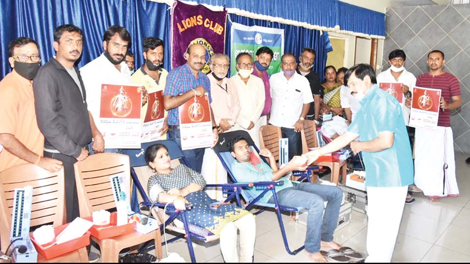 ಕೊರೊನಾ ಭೀತಿ ಬಿಟ್ಟು ರಕ್ತದಾನ ಮಾಡಿ: ಶಾಸಕ ರಾಮದಾಸ್