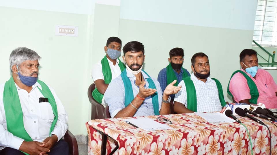 ಭೂ ಸುಧಾರಣಾ ತಿದ್ದುಪಡಿ ಕಾಯ್ದೆ ವಾಪಸ್‍ಗೆ ಆಗ್ರಹಿಸಿ ನಾಳೆ ಪ್ರತಿಭಟನೆ