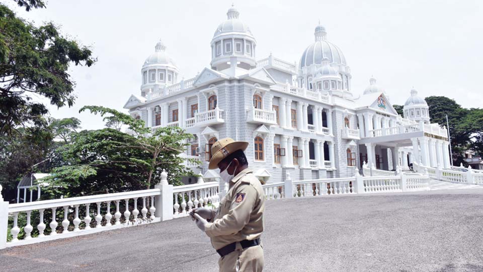 ಮೈಸೂರು ಪೊಲೀಸ್ ಆಯುಕ್ತರ ಹೊಸ ಕಚೇರಿ ಸಾಮಾನ್ಯ ವಿಭಾಗ ಸೀಲ್‍ಡೌನ್