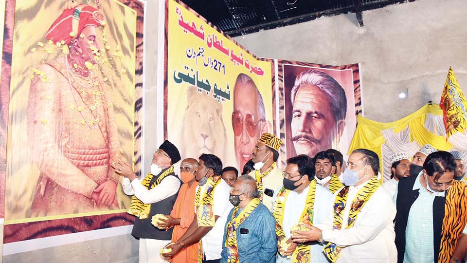 ಟಿಪ್ಪು ಜಯಂತಿ ನಿಷೇಧದ ಬದಲು ಮದ್ಯ ಮಾರಾಟ, ಜೂಜಾಟ ನಿಷೇಧಿಸಲಿ