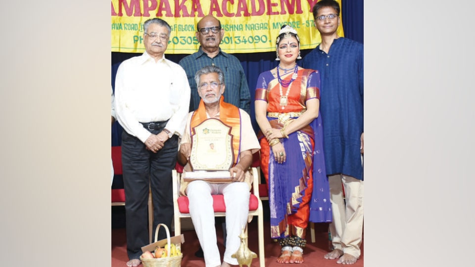 Ganjeefa artist Raghupathi Bhatt, Yogacharya Champaka Kala Ratna award to Sudhesh Chand